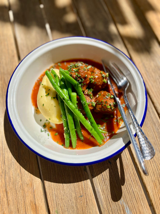 Kangaroo Polpettini in Tomato Sauce, herbed green beans and mash
